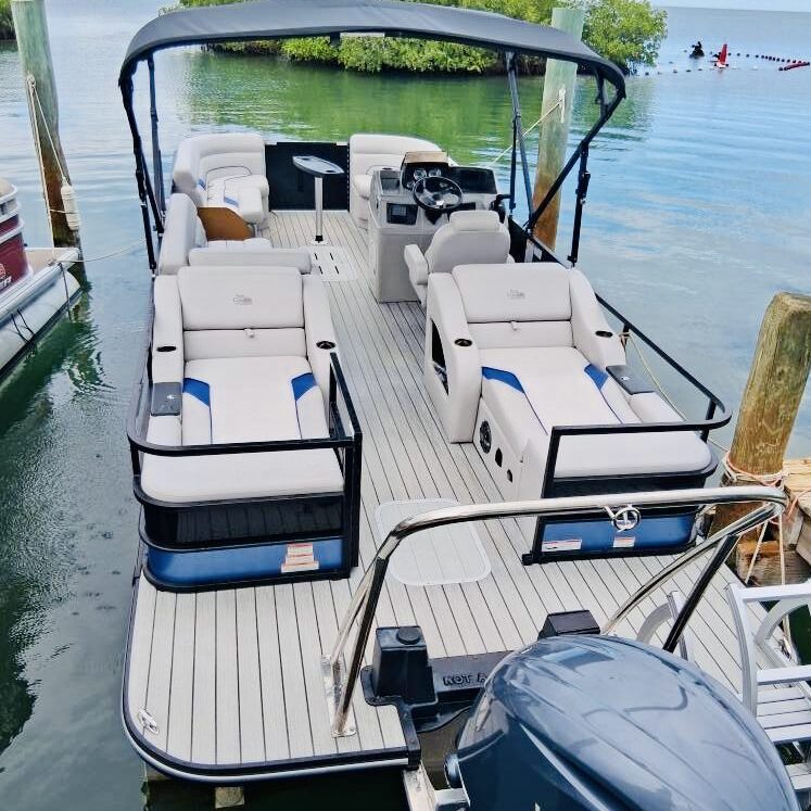Full-day pontoon boat rental at Conch Key Marina near Marathon Florida